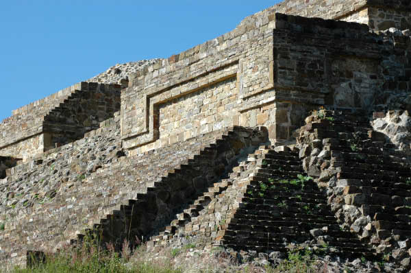 Monte Alban017